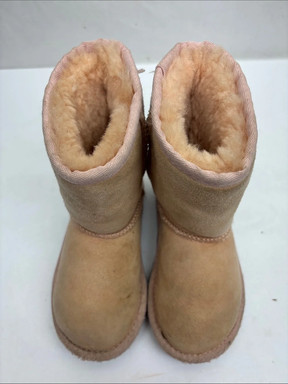 UGG Classic Short Boots size 10 toddler girl, box 72